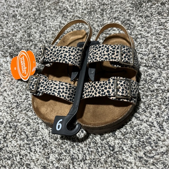 Wonder Nation Toddler Girl Animal Print Sandals 9 NWT - Picture 2 of 6